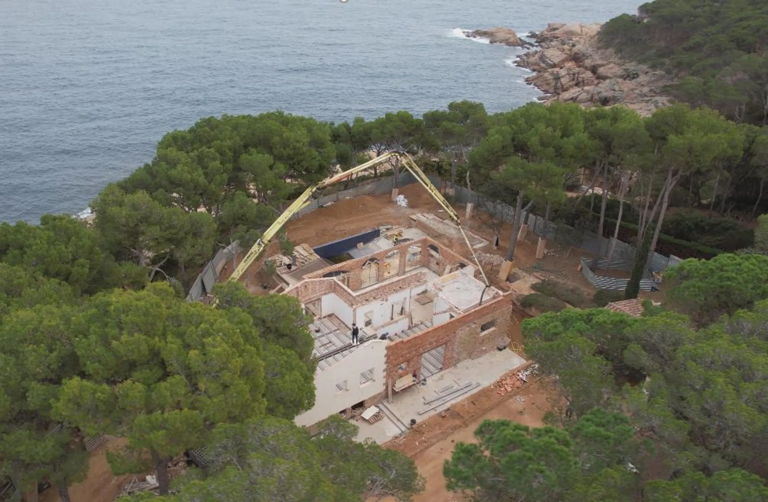 Exclusive plots with bespoke architectural projects on the Costa Brava