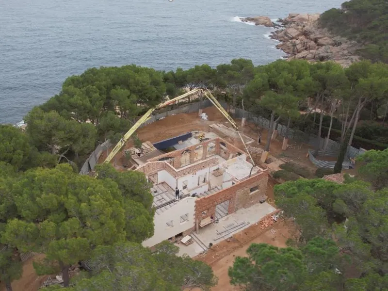 Exclusive plots with bespoke architectural projects on the Costa Brava