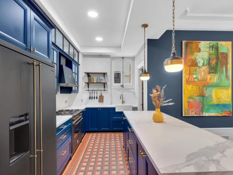 Renovated apartment with gallery and high ceilings near Arc de Triomf, Barcelona