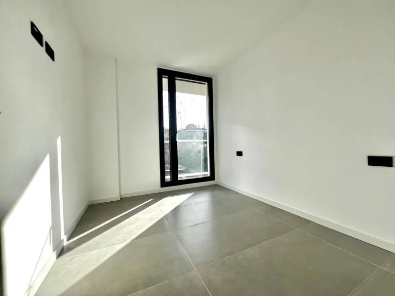 New-Build Penthouse with Private Terrace in Bellaterra, Barcelona