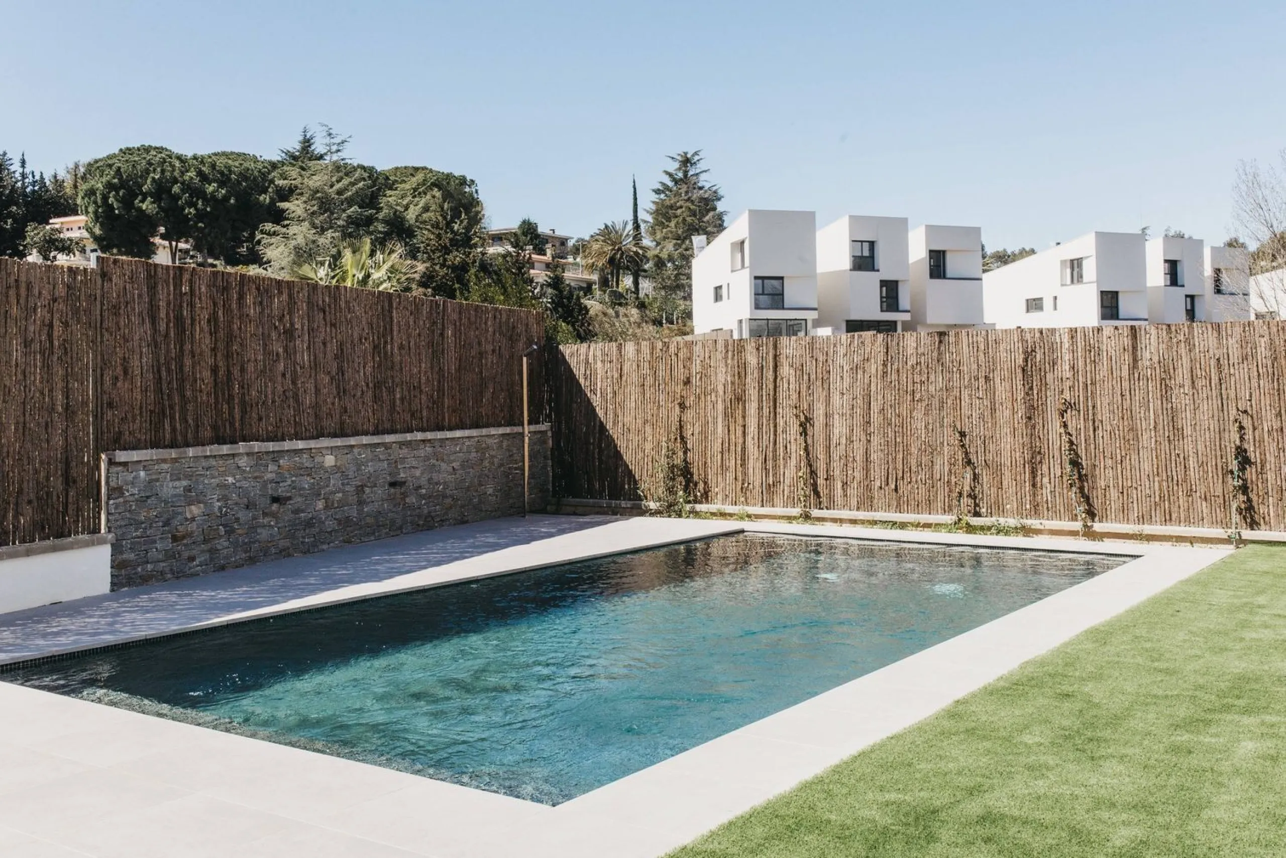 New-Build Penthouse with Private Terrace in Bellaterra, Barcelona
